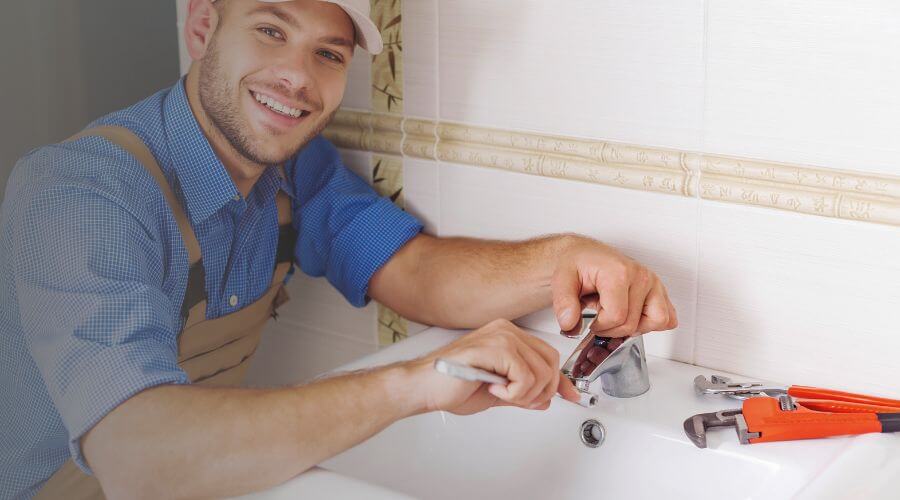 Professional bathroom faucet installation in Fieldon, IL